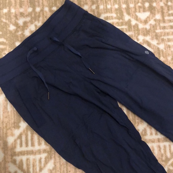 Lululemon dance studio pant navy no liner sz 4 - Picture 4 of 10